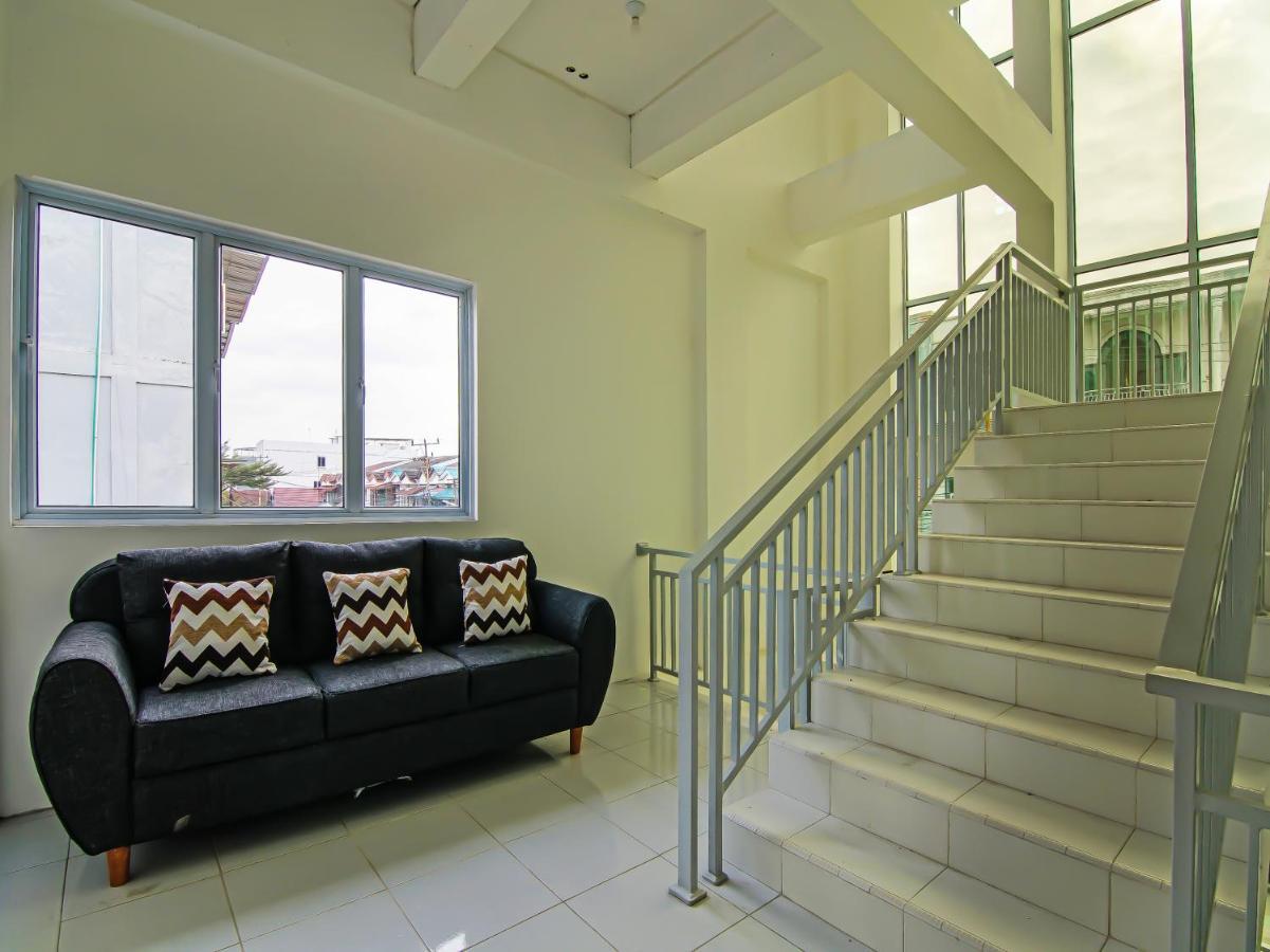 Oyo 92300 Koala House 2*